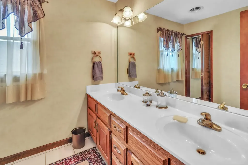 619 Mckee Circle Somerset KY 42503