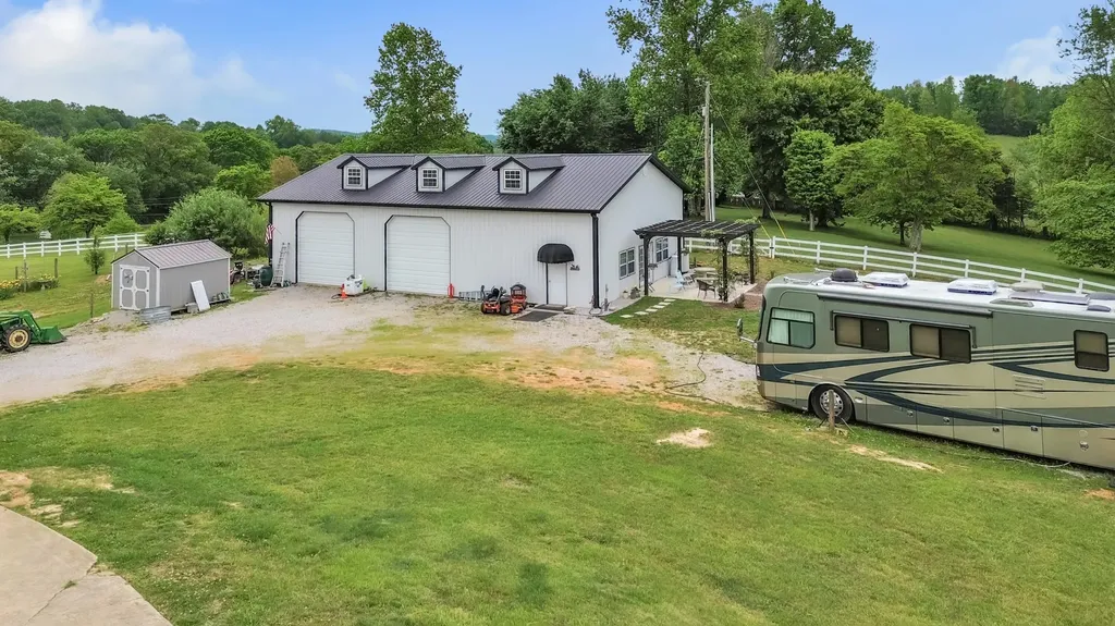 619 Mckee Circle Somerset KY 42503