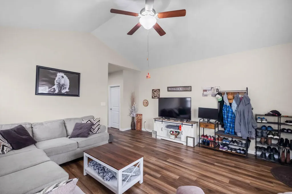 114 John Davis Drive Georgetown KY 40324