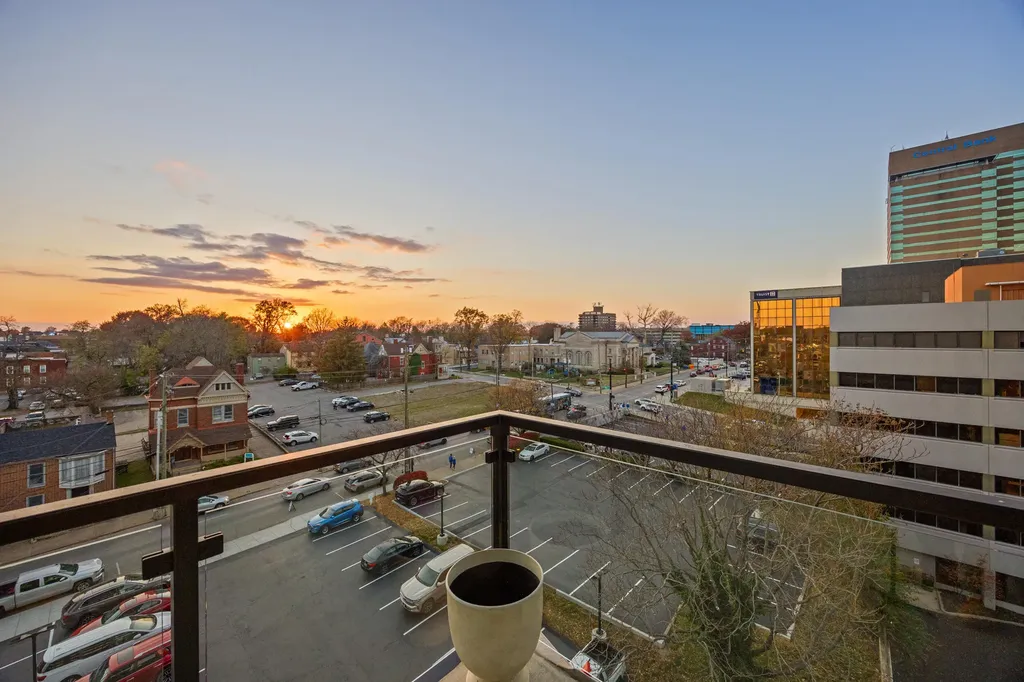 106 W Vine Street Lexington KY 40507