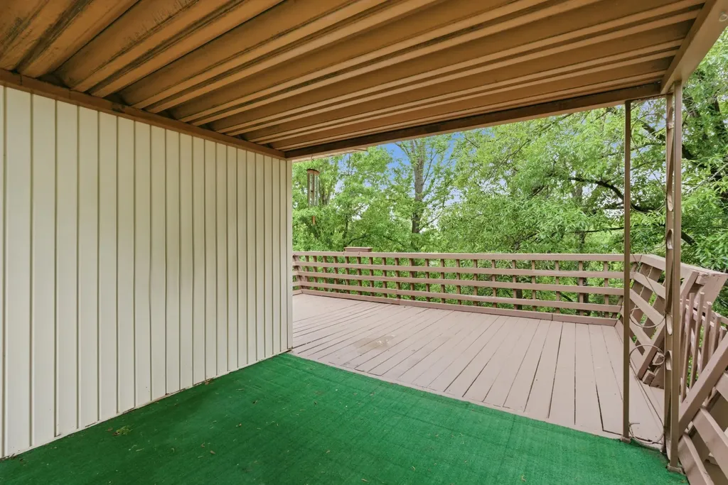 115 Meade Drive Irvine KY 40336