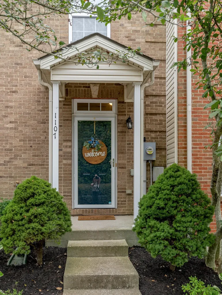 3855 Lochdale Terrace Lexington KY 40514