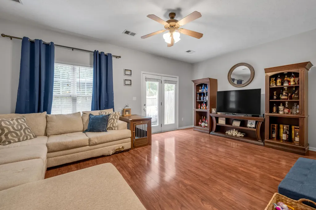 3855 Lochdale Terrace Lexington KY 40514