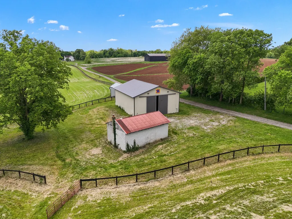 4119 W Leestown Road Midway KY 40347