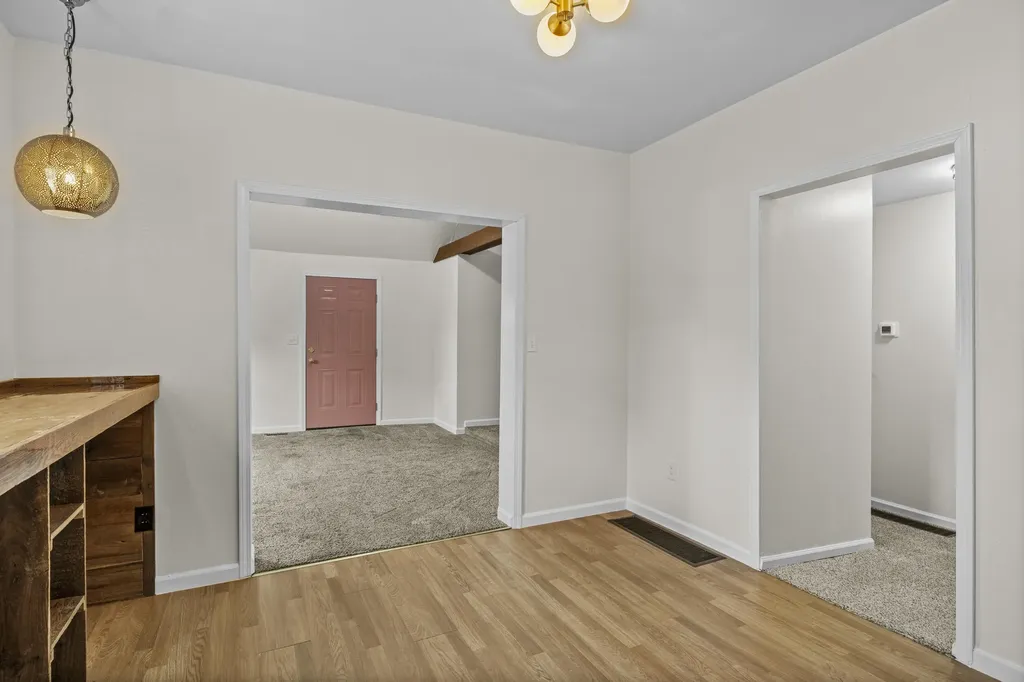 327 Smith Street Midway KY 40347
