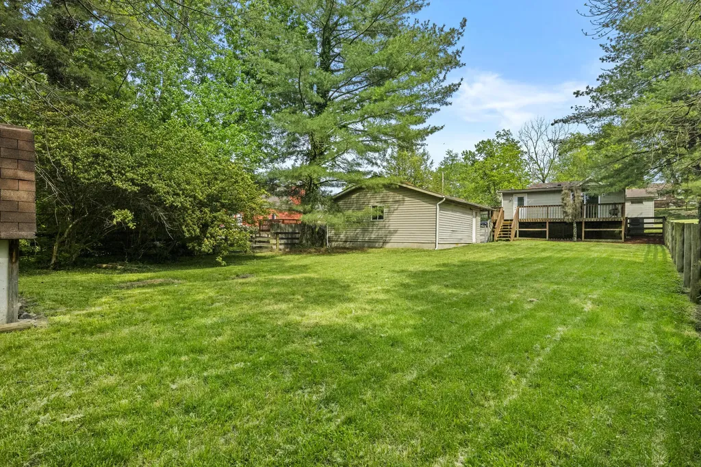 327 Smith Street Midway KY 40347