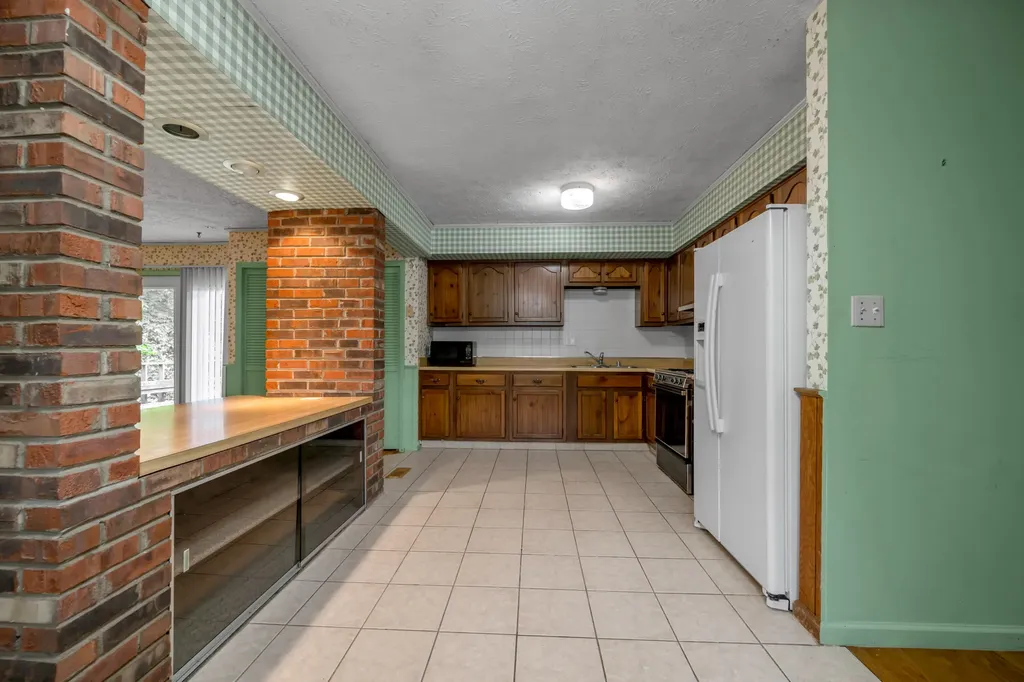 1282 Narragansett Park Lexington KY 40517