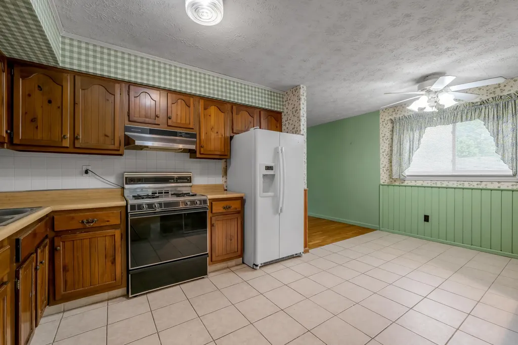 1282 Narragansett Park Lexington KY 40517
