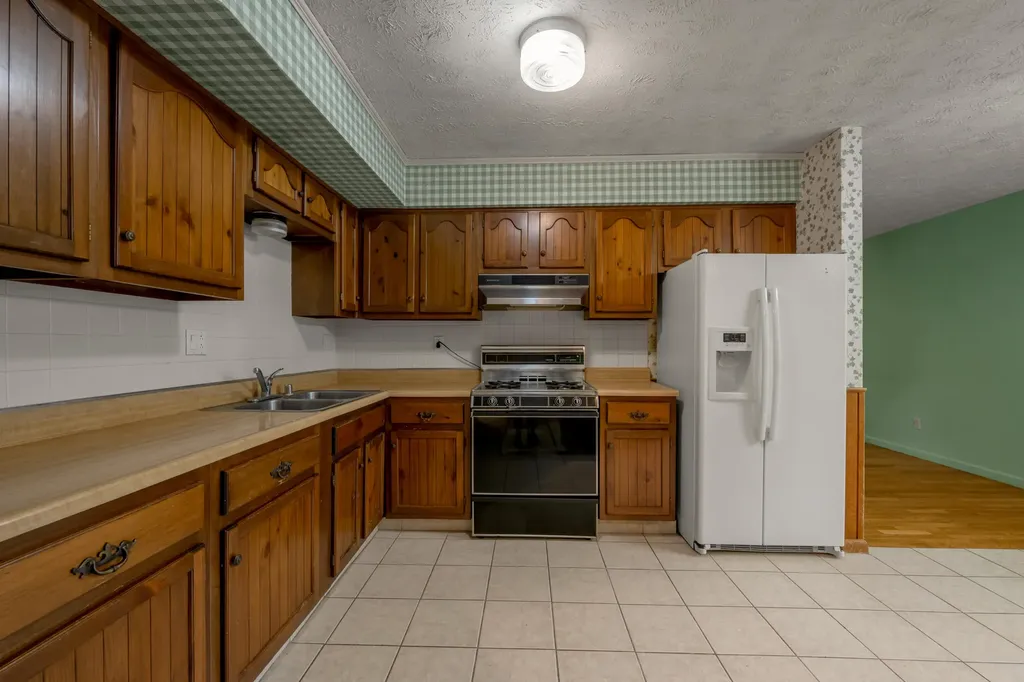 1282 Narragansett Park Lexington KY 40517