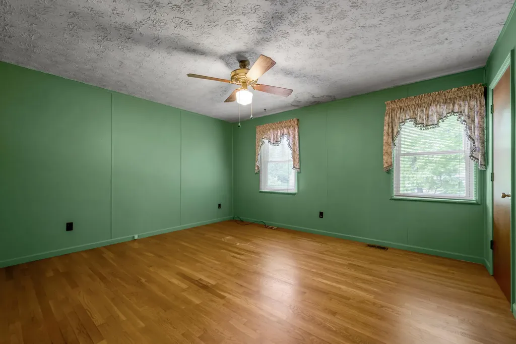 1282 Narragansett Park Lexington KY 40517
