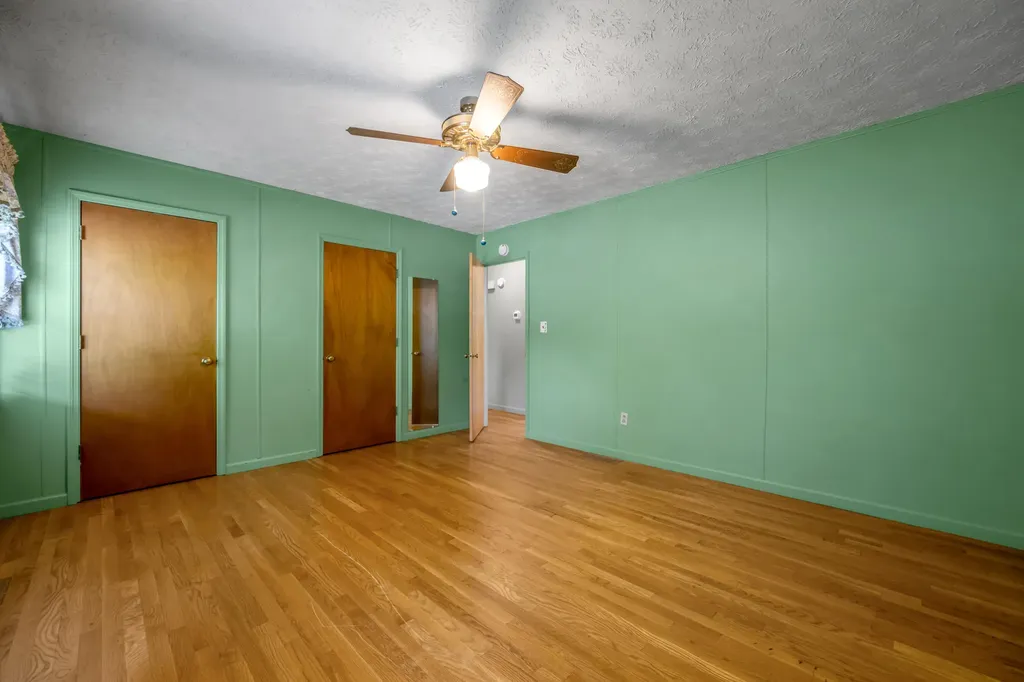 1282 Narragansett Park Lexington KY 40517