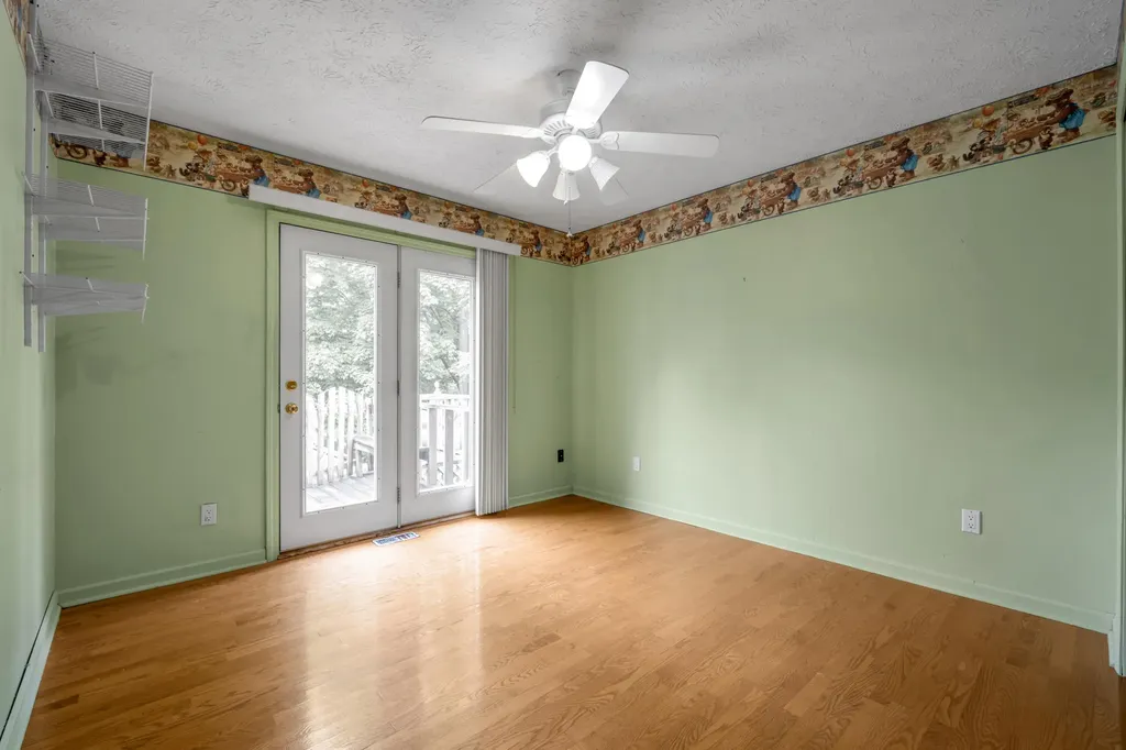 1282 Narragansett Park Lexington KY 40517