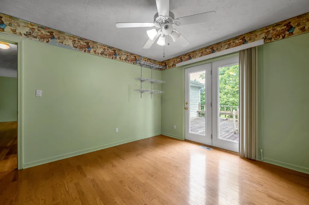 1282 Narragansett Park Lexington KY 40517