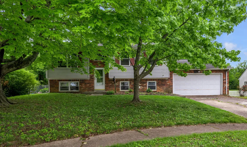 1282 Narragansett Park Lexington KY 40517