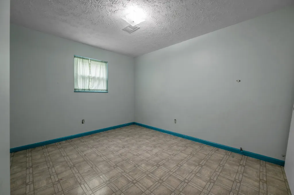 1282 Narragansett Park Lexington KY 40517
