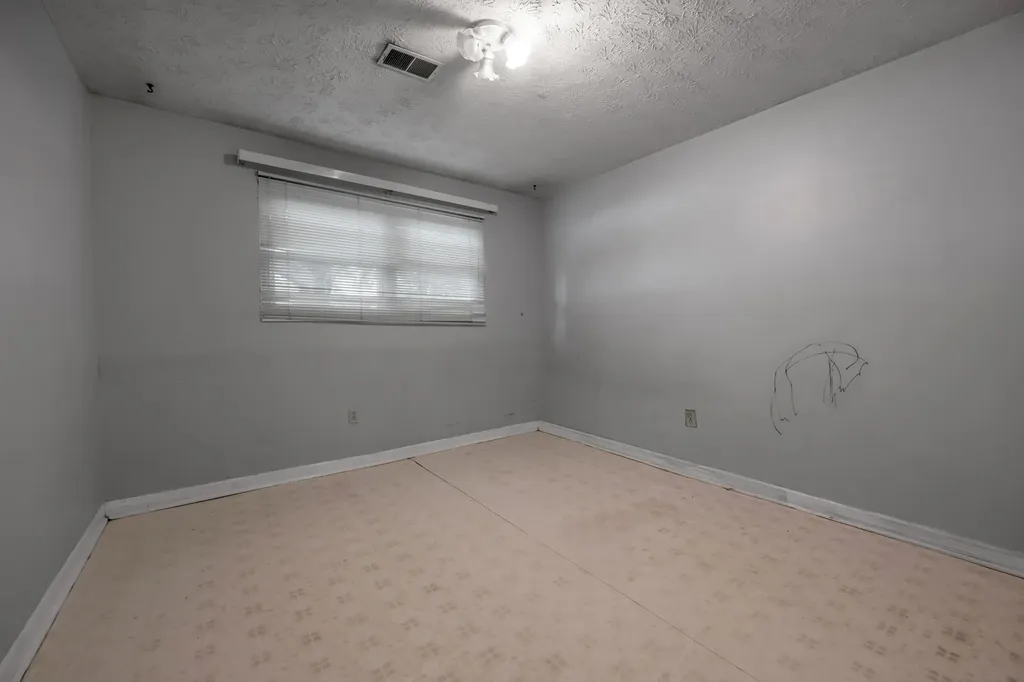 1282 Narragansett Park Lexington KY 40517