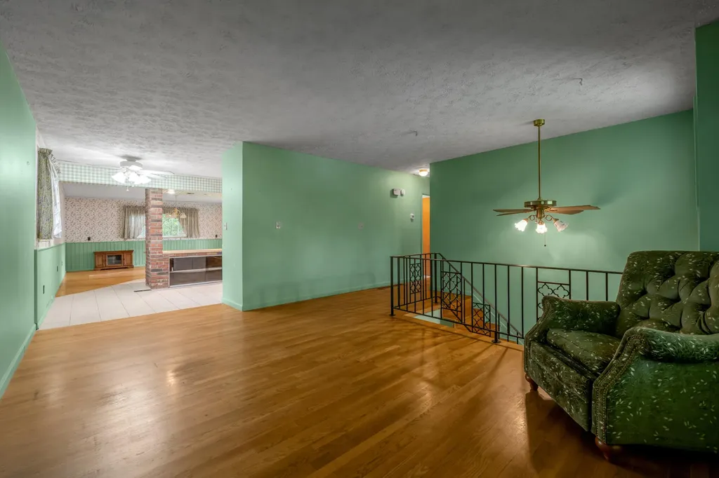 1282 Narragansett Park Lexington KY 40517