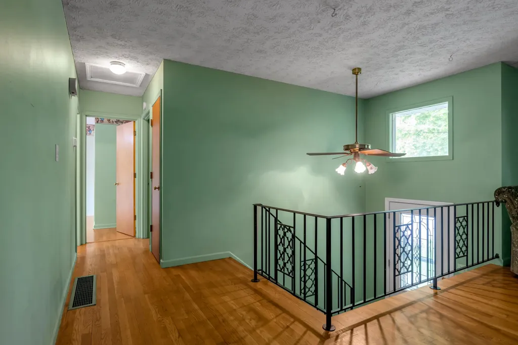 1282 Narragansett Park Lexington KY 40517