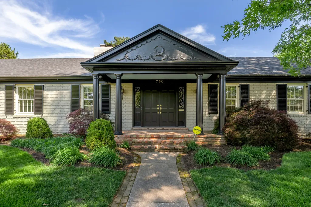 790 Chinoe Road Lexington KY 40502