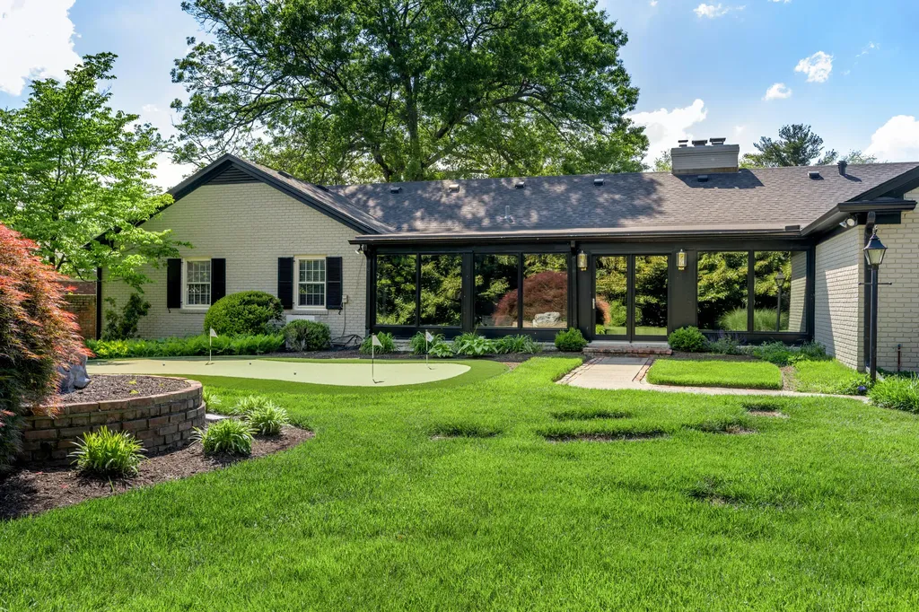 790 Chinoe Road Lexington KY 40502