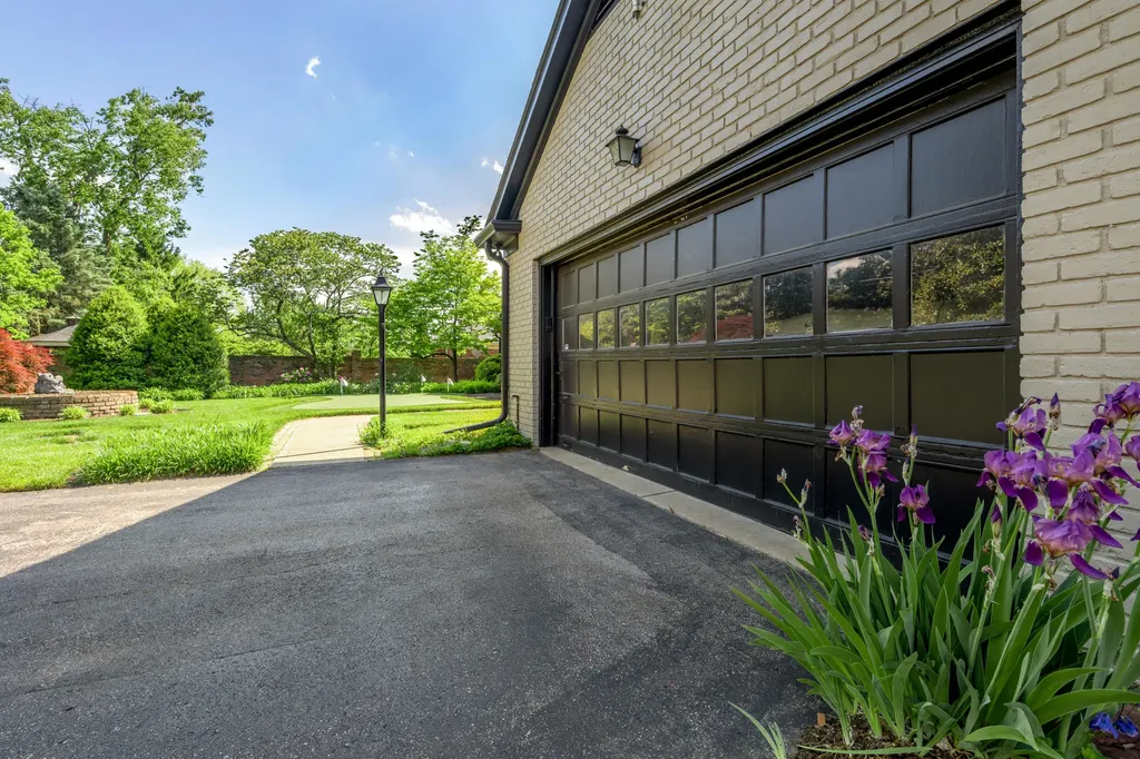 790 Chinoe Road Lexington KY 40502