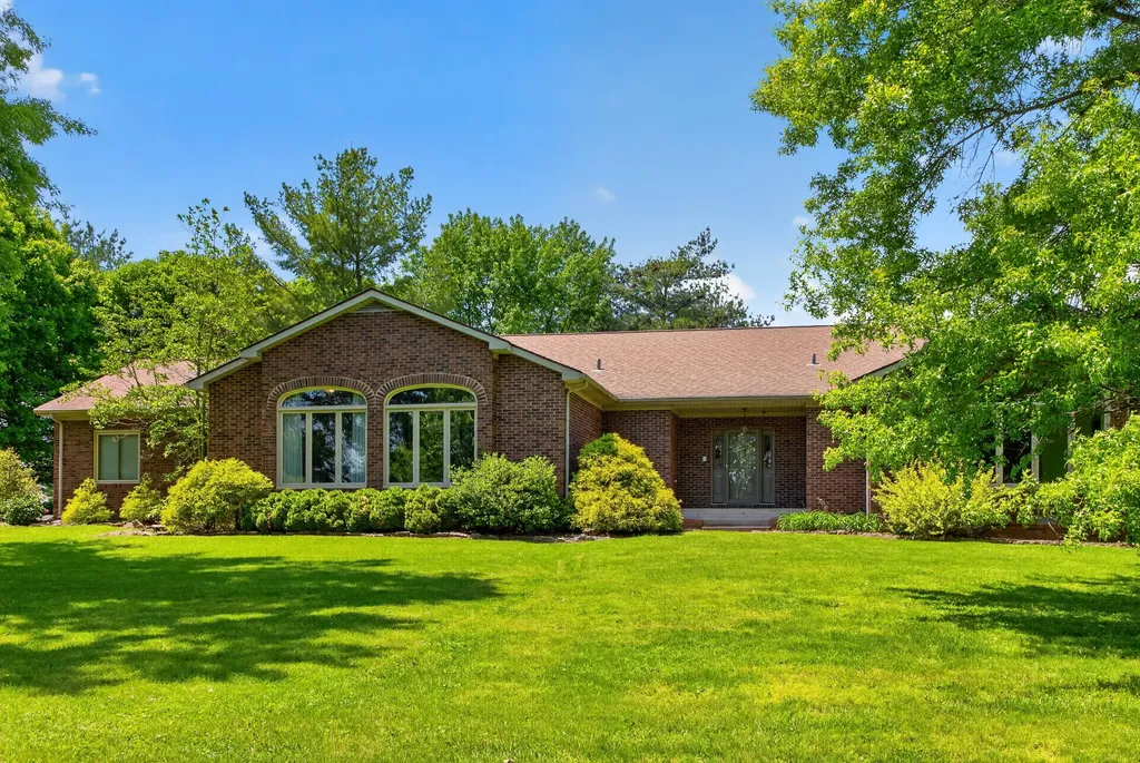 3122 Georgetown Road Paris KY 40361