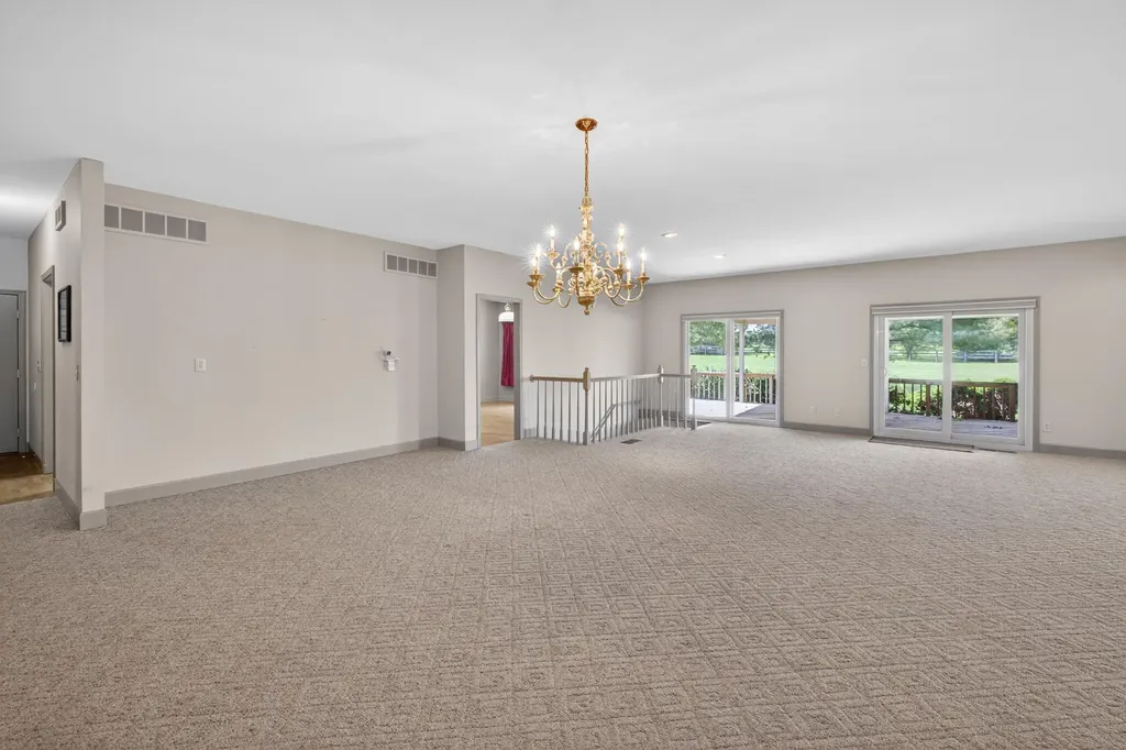 3122 Georgetown Road Paris KY 40361
