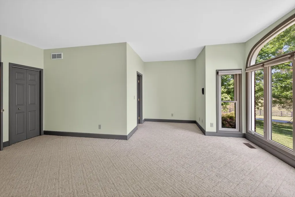3122 Georgetown Road Paris KY 40361
