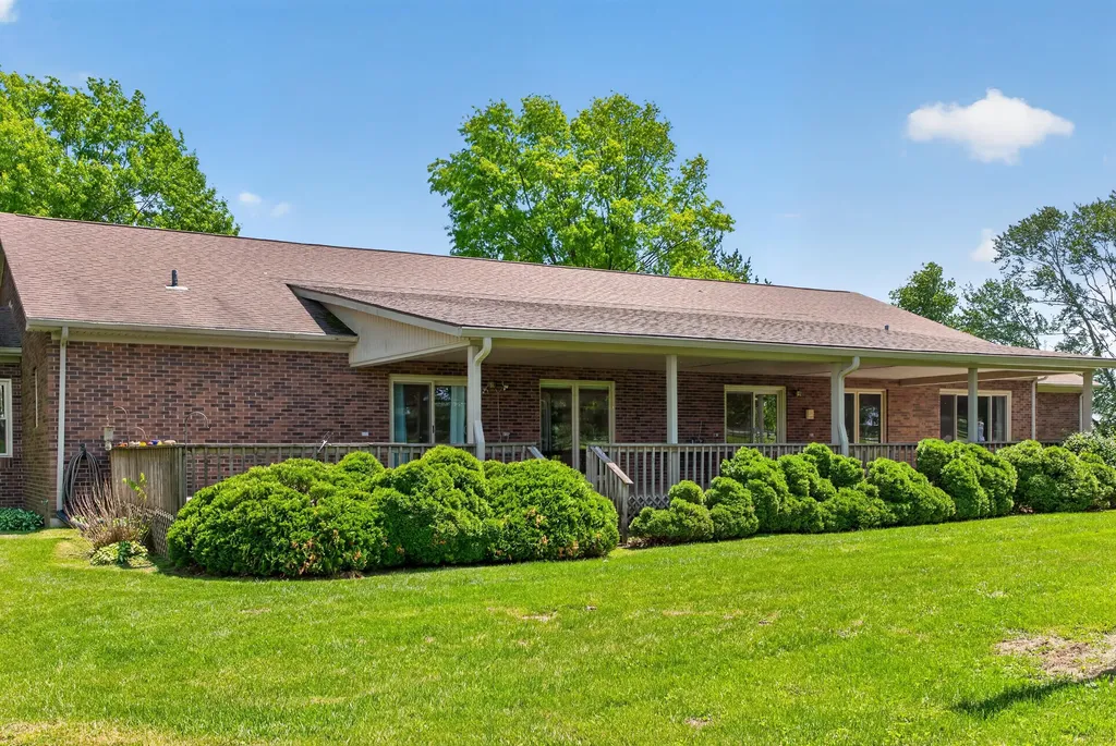 3122 Georgetown Road Paris KY 40361