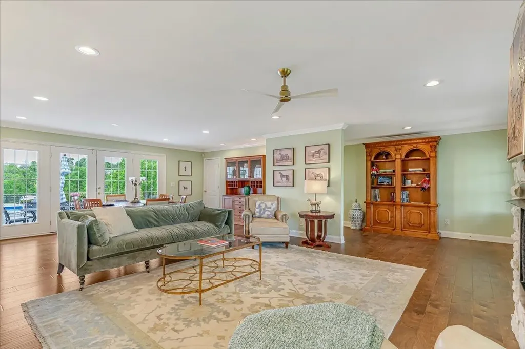 197 Browns Mill Road Versailles KY 40383