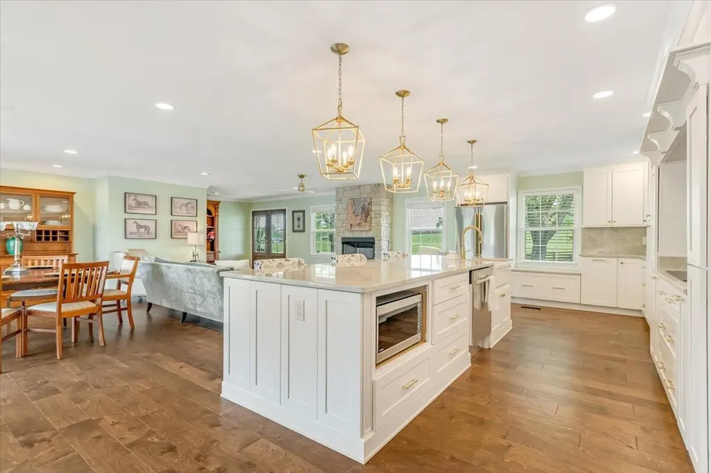 197 Browns Mill Road Versailles KY 40383