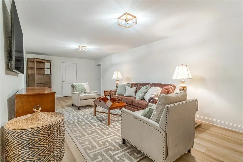 197 Browns Mill Road Versailles KY 40383