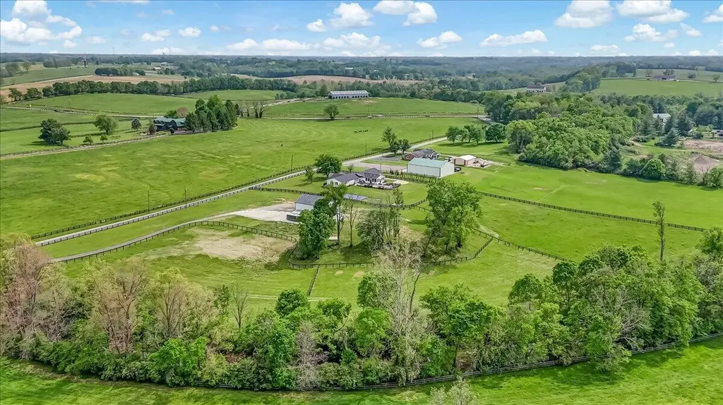 197 Browns Mill Road Versailles KY 40383
