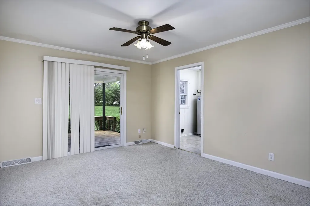 128 Ravenwood Road Versailles KY 40383
