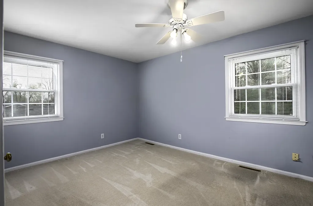 128 Ravenwood Road Versailles KY 40383