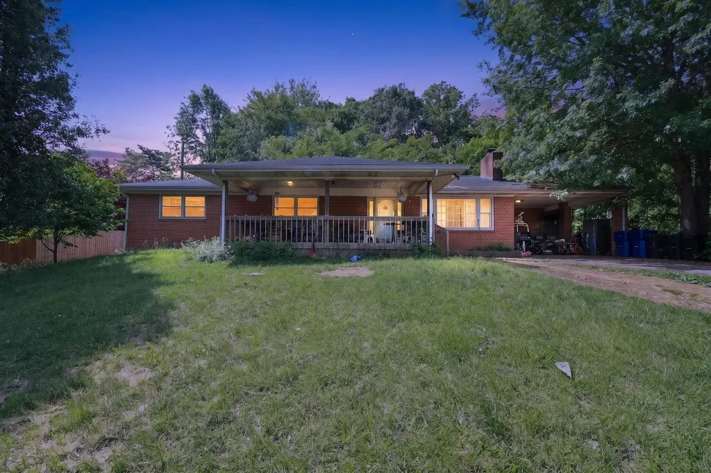 906 Horseshoe Drive Somerset KY 42501
