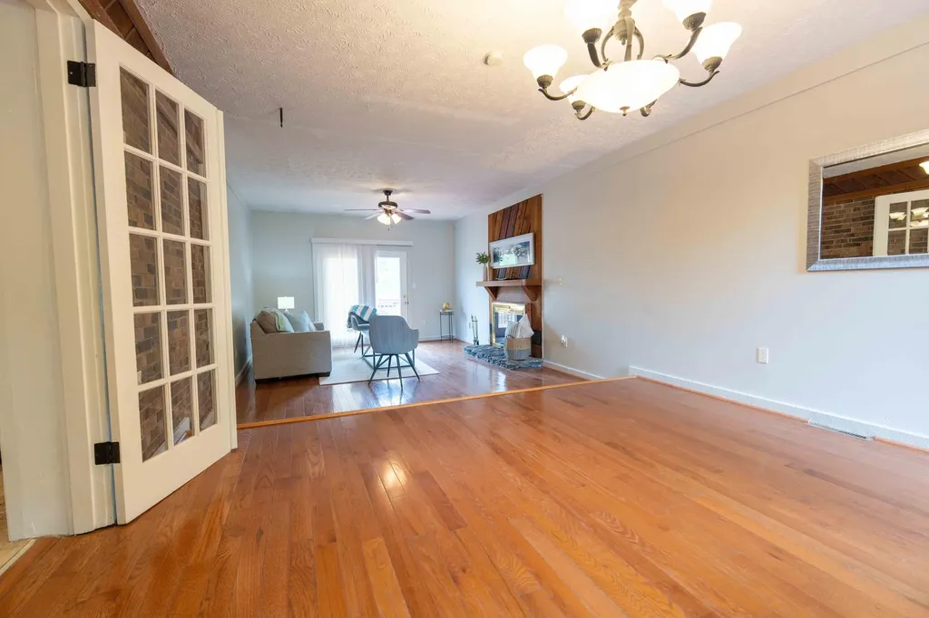 3372 Mount Foraker Drive Lexington KY 40515