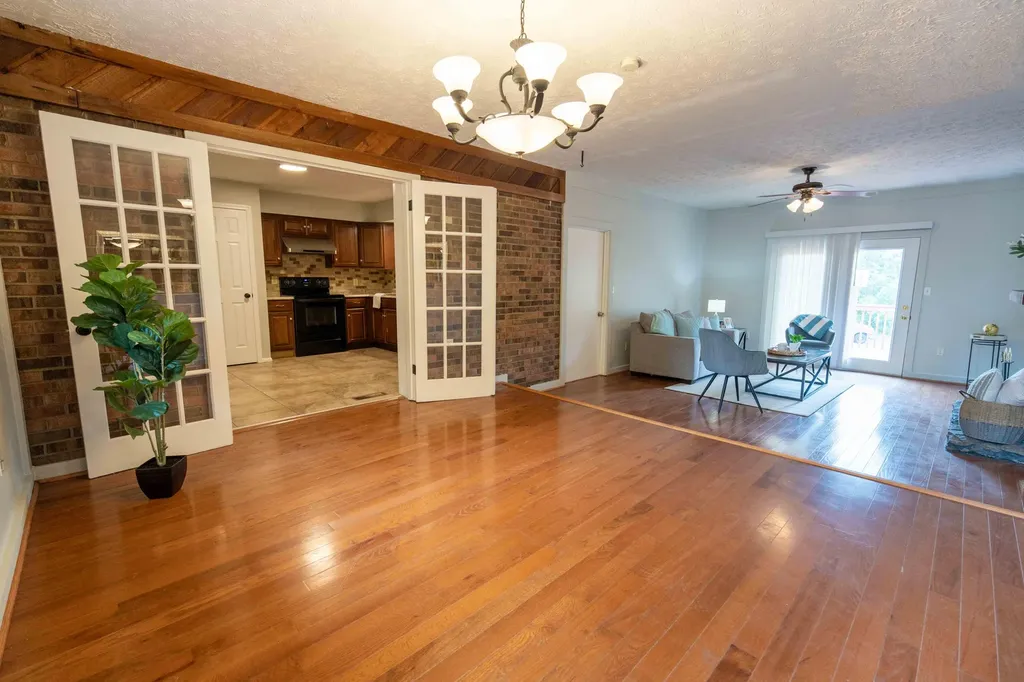 3372 Mount Foraker Drive Lexington KY 40515