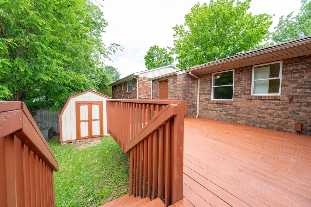 3372 Mount Foraker Drive Lexington KY 40515