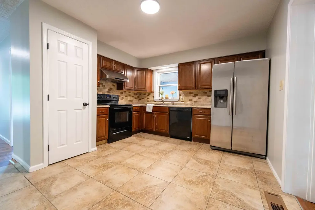 3372 Mount Foraker Drive Lexington KY 40515