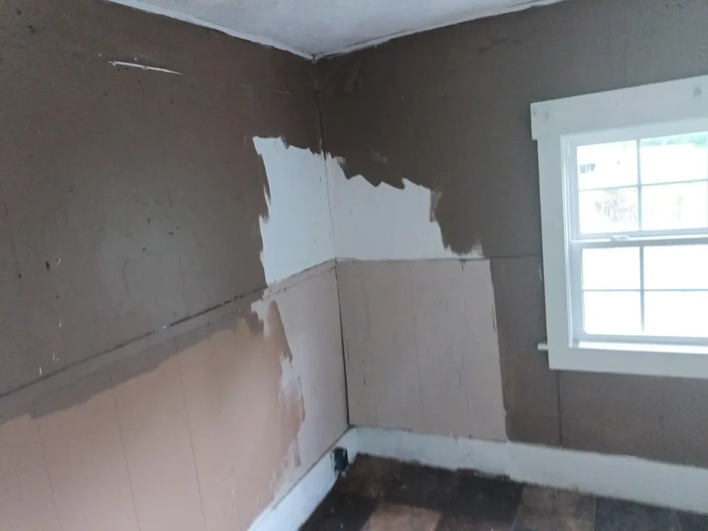 2933 Key Route-1092 Flat Gap KY 41219
