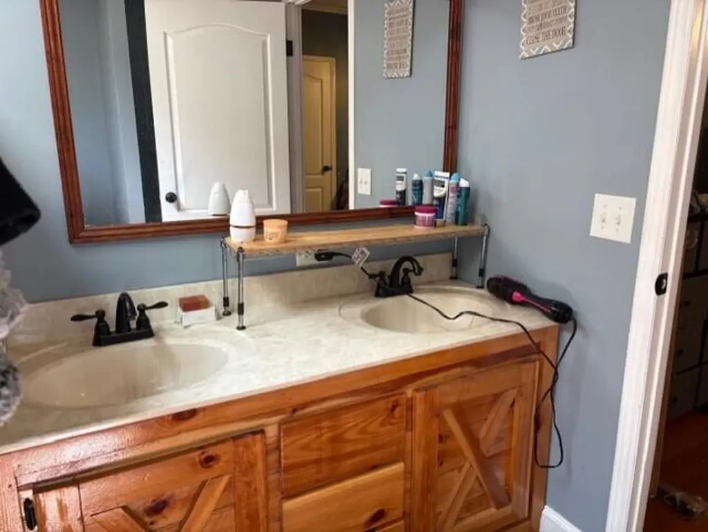 100 Litteral Fork Road Salyersville KY 41465