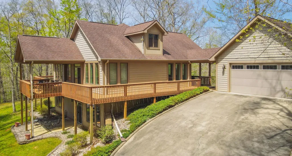 450 White Oak Drive Nancy KY 42544
