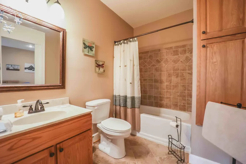 450 White Oak Drive Nancy KY 42544