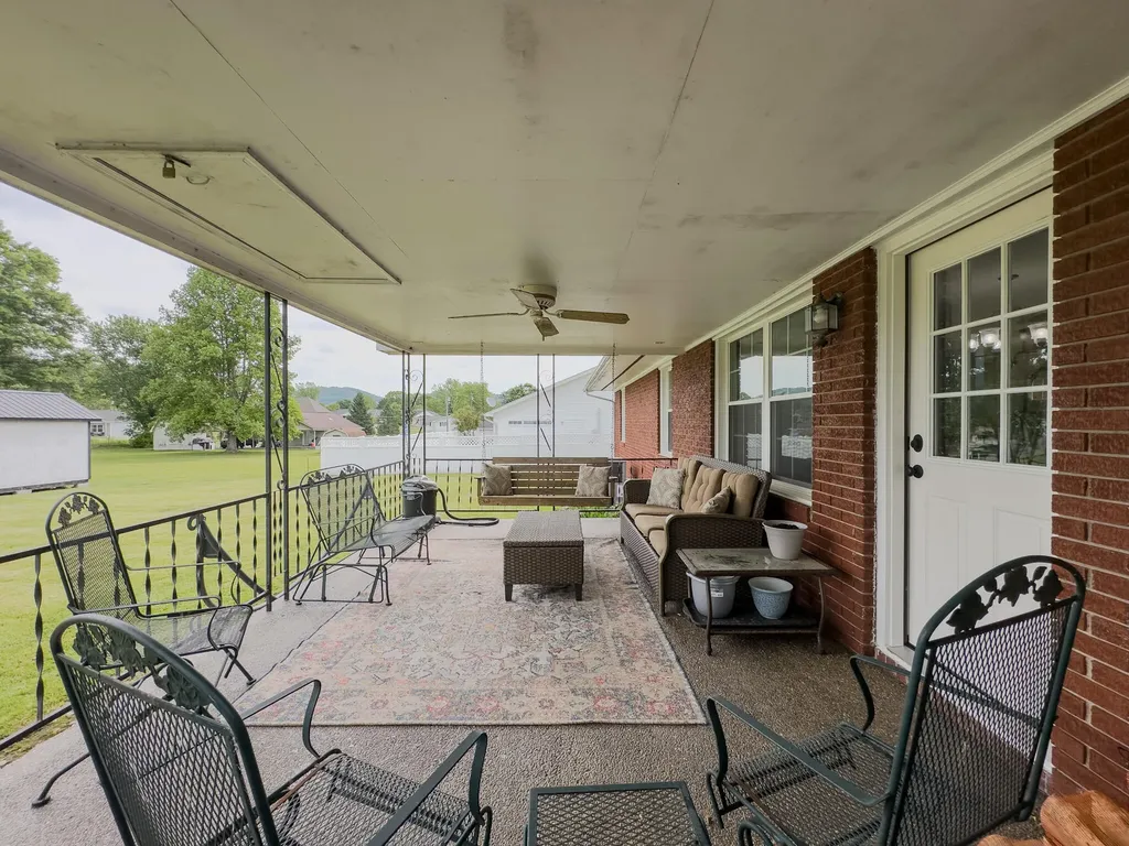 90 Curd Road Williamsburg KY 40769