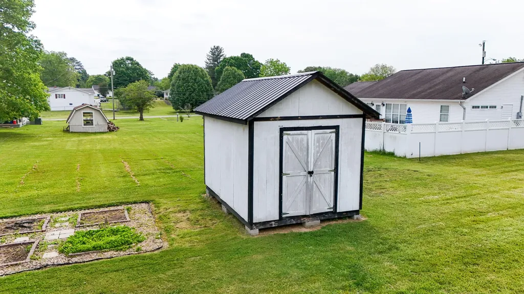 90 Curd Road Williamsburg KY 40769