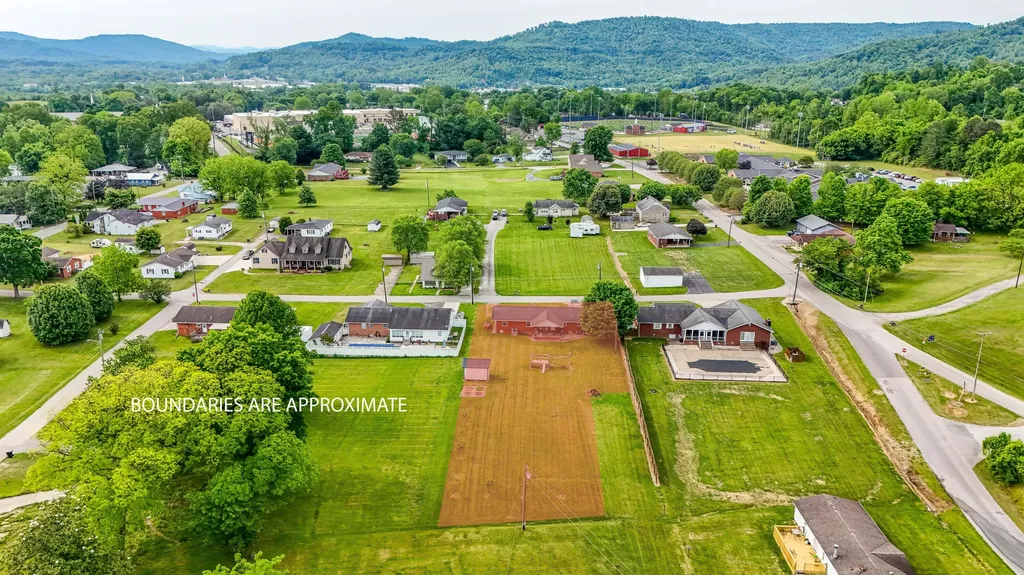 90 Curd Road Williamsburg KY 40769