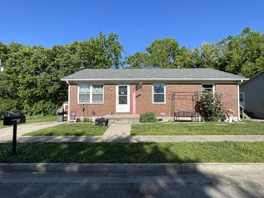 217 Green Street Nicholasville KY 40356