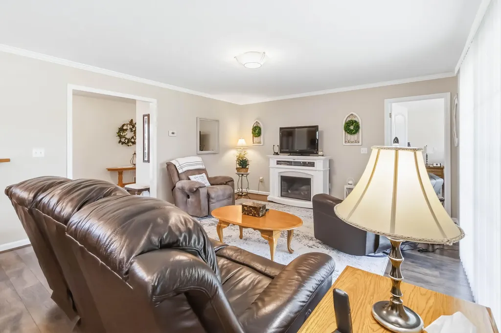 176 Ridgefield Drive Liberty KY 42539