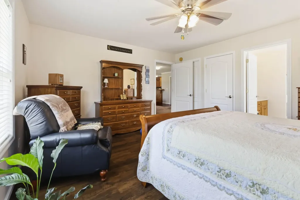 176 Ridgefield Drive Liberty KY 42539